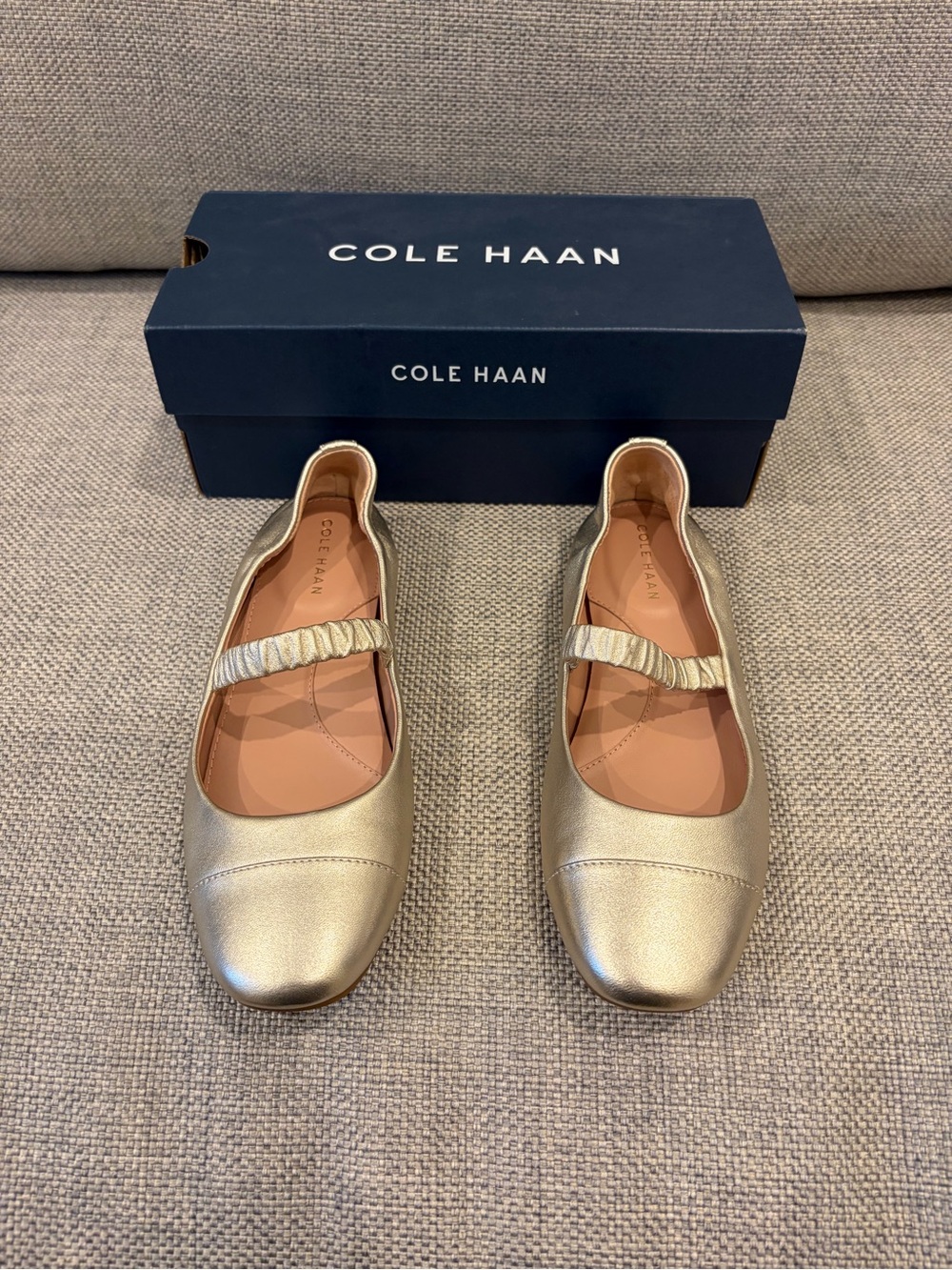 Cole Haan Yvette Mary Jane, Size 6.5, Soft Gold